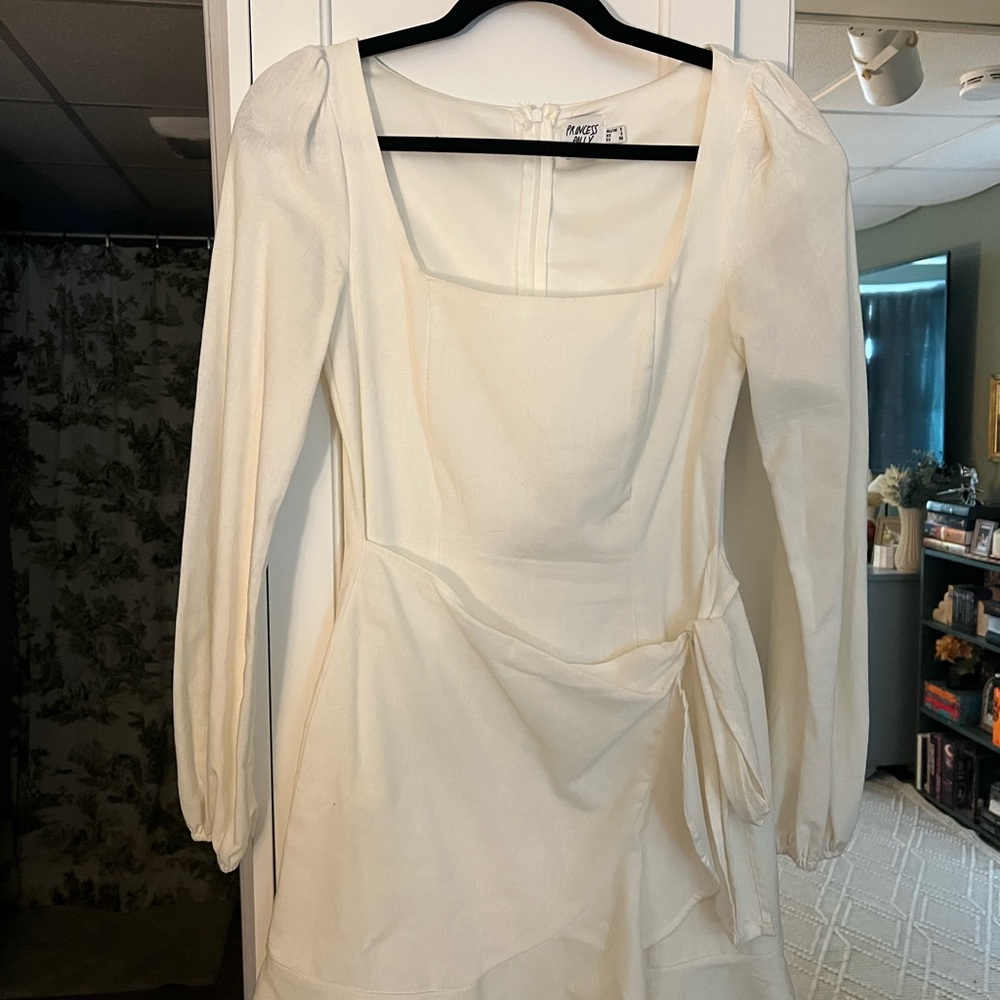 SOLD‼️Princess Polly Cream Long-Sleeve Square Neck Midi Dress